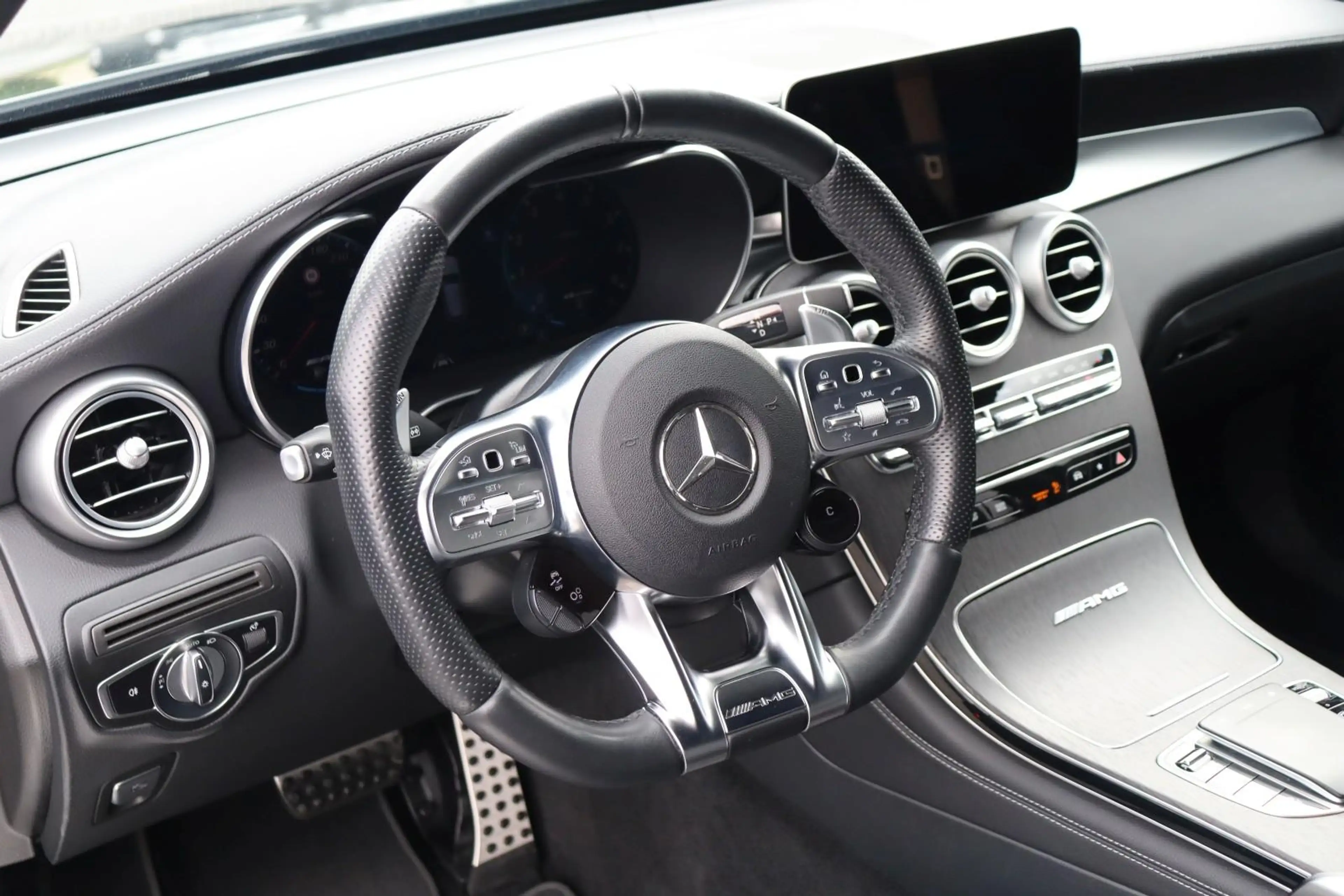 Mercedes-Benz GLC 63 AMG GLC 63 S AMG 4Matic +HIGH-END+NIGHT+SPORT-AUSPUFF+ — photo 15