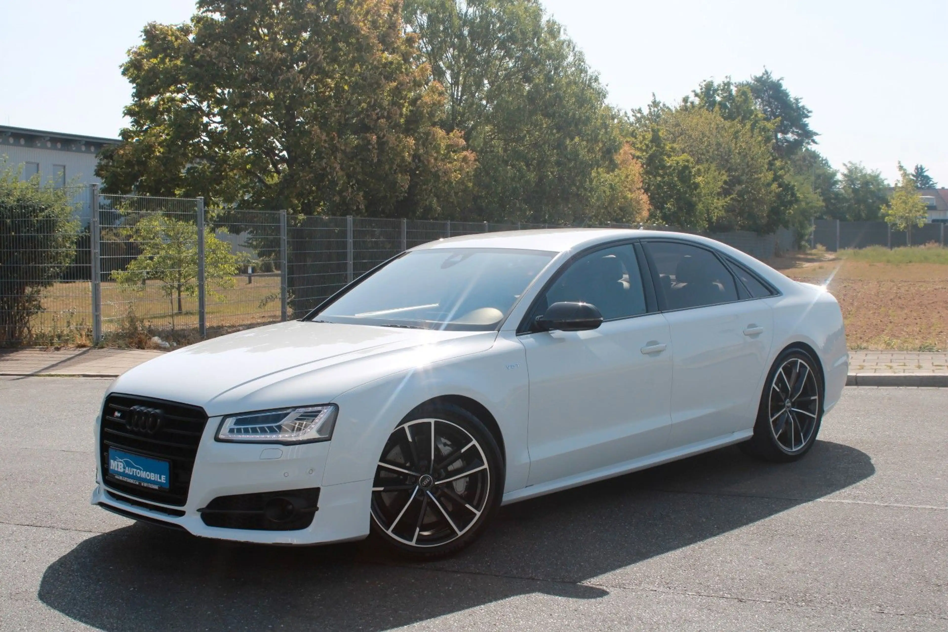 Audi S8 4.0 TFSI quattro plus Carbon 21"Alu Massage — photo 2