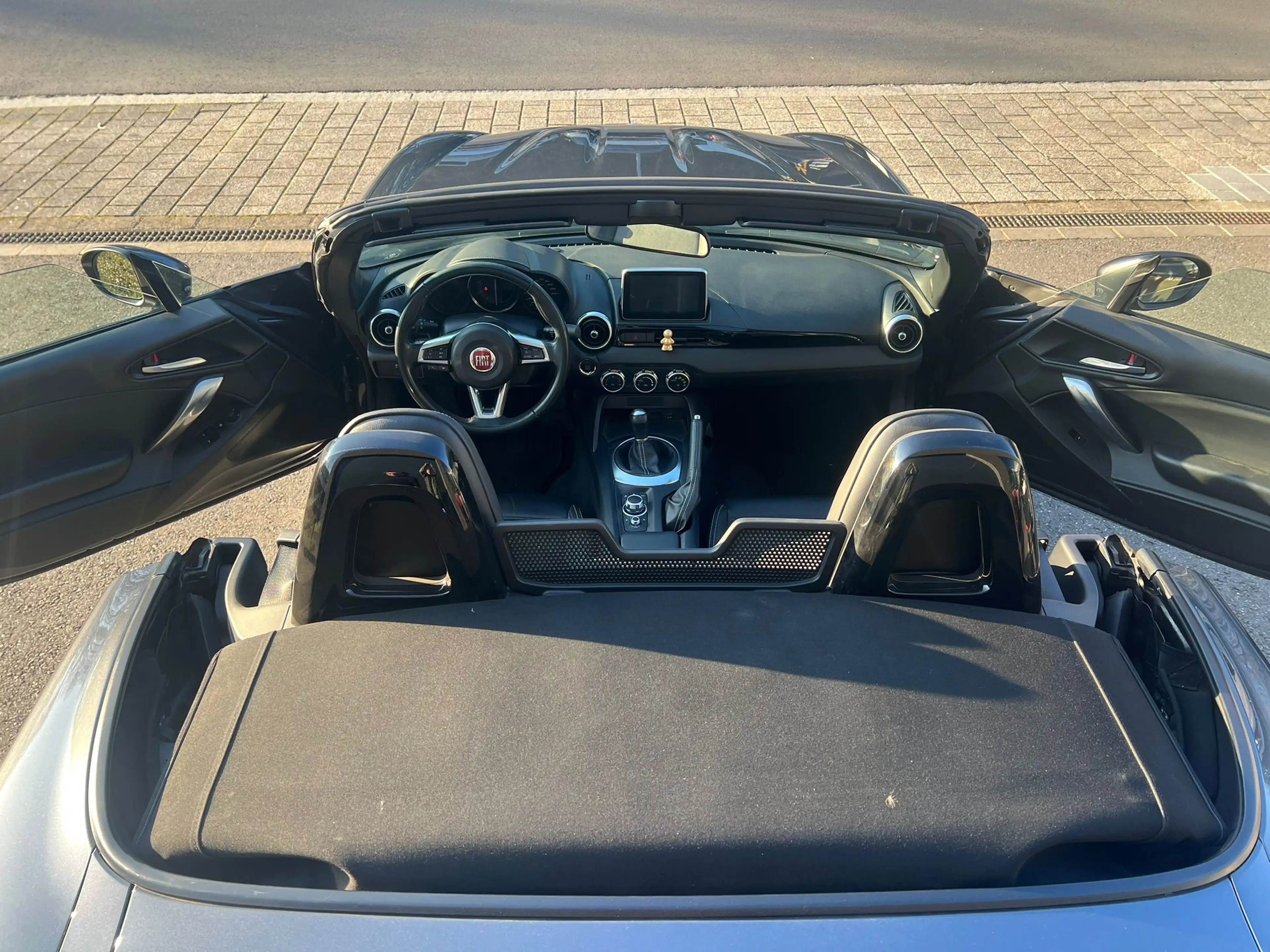 Fiat 124 Spider 1.4 Turbo Lusso — photo 9