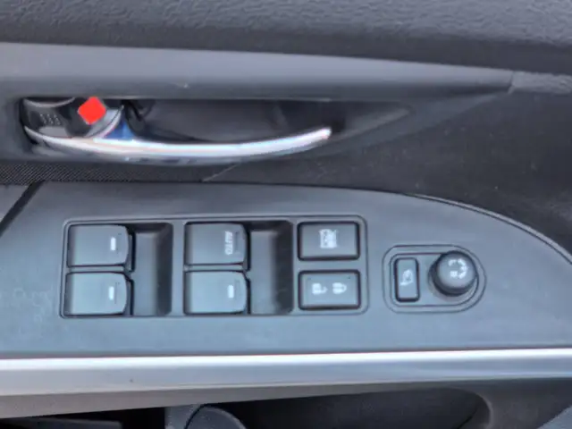 Suzuki SX4 S-Cross view 14