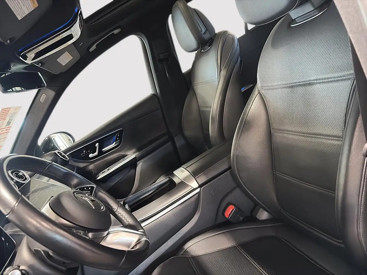 Mercedes-Benz GLC снимка Mercedes-Benz GLC