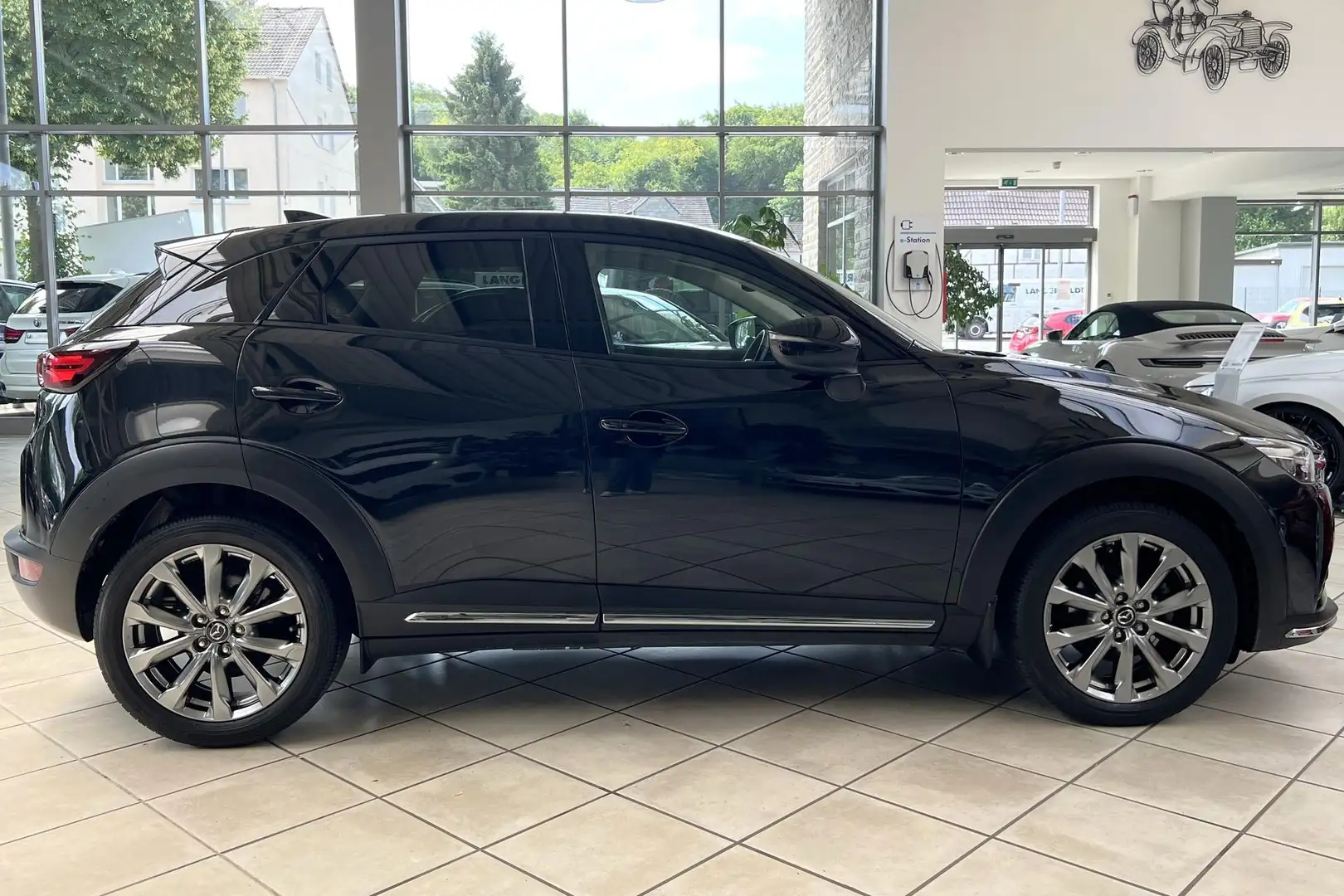 Mazda CX-3 CX-3 2.0 SKYACTIV-G 121 Kangei*CARPLAY*NAV*HUD Schwarz - 2