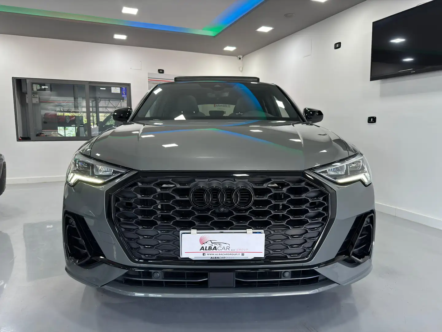 Audi Q3 Sportback 35 2.0 tdi S line edition s-tronic Grau - 2