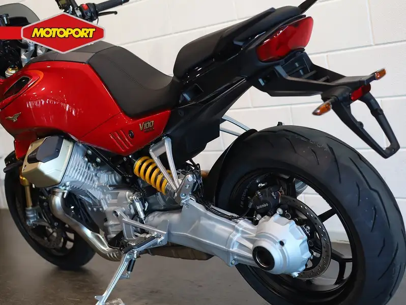 Moto Guzzi V 100 - foto 5