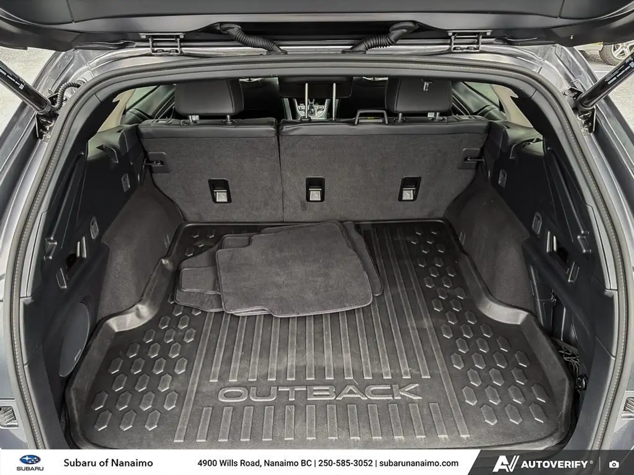 Subaru OUTBACK fotografie Subaru OUTBACK