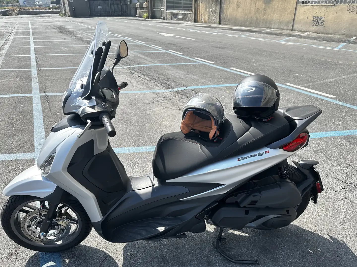 Piaggio Beverly 400 S - 1
