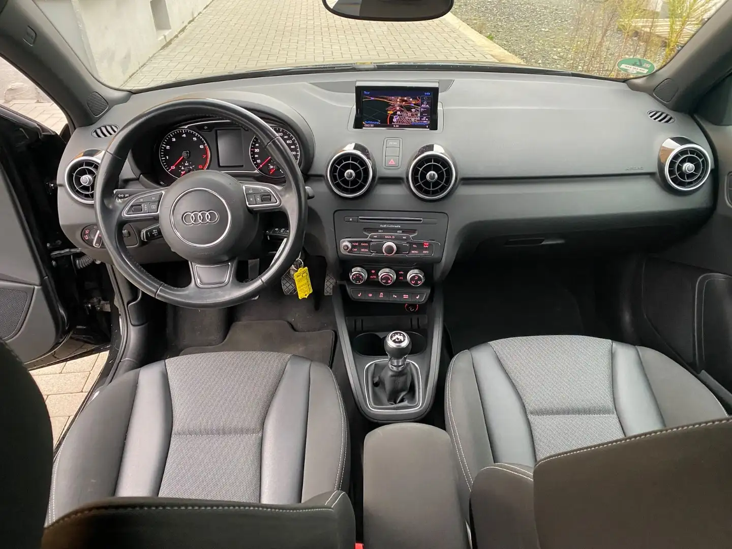 Audi A1 Sportback Sport Navi DSP Xenon Noir - 2