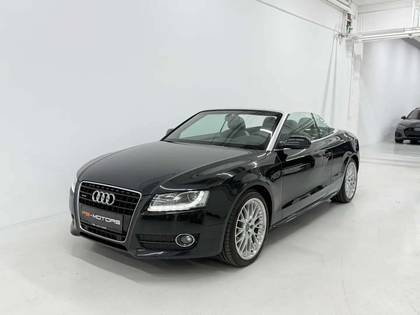 Audi A5 3.0 TDI Quattro S-Line 19" Xenon Navi Leder Schwarz - 2