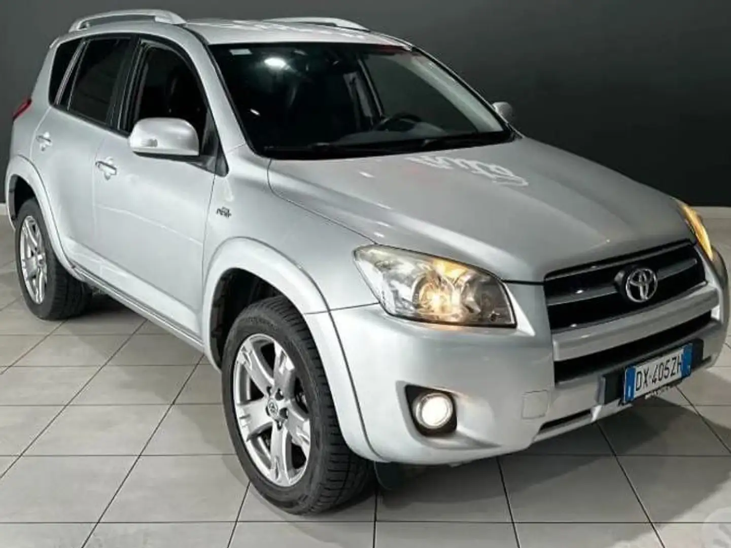 Toyota RAV 4 RAV4 2.2 d-cat Luxury 150cv auto dpf my09 Gris - 2