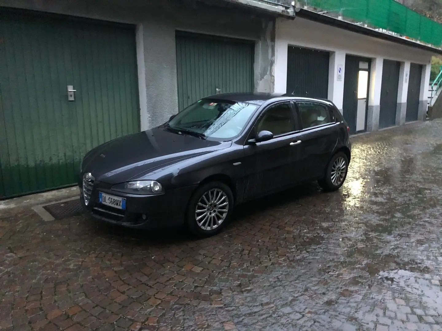 Alfa Romeo 147 147 II 2004 5p 1.9 jtd Exclusive 120cv Grigio - 2