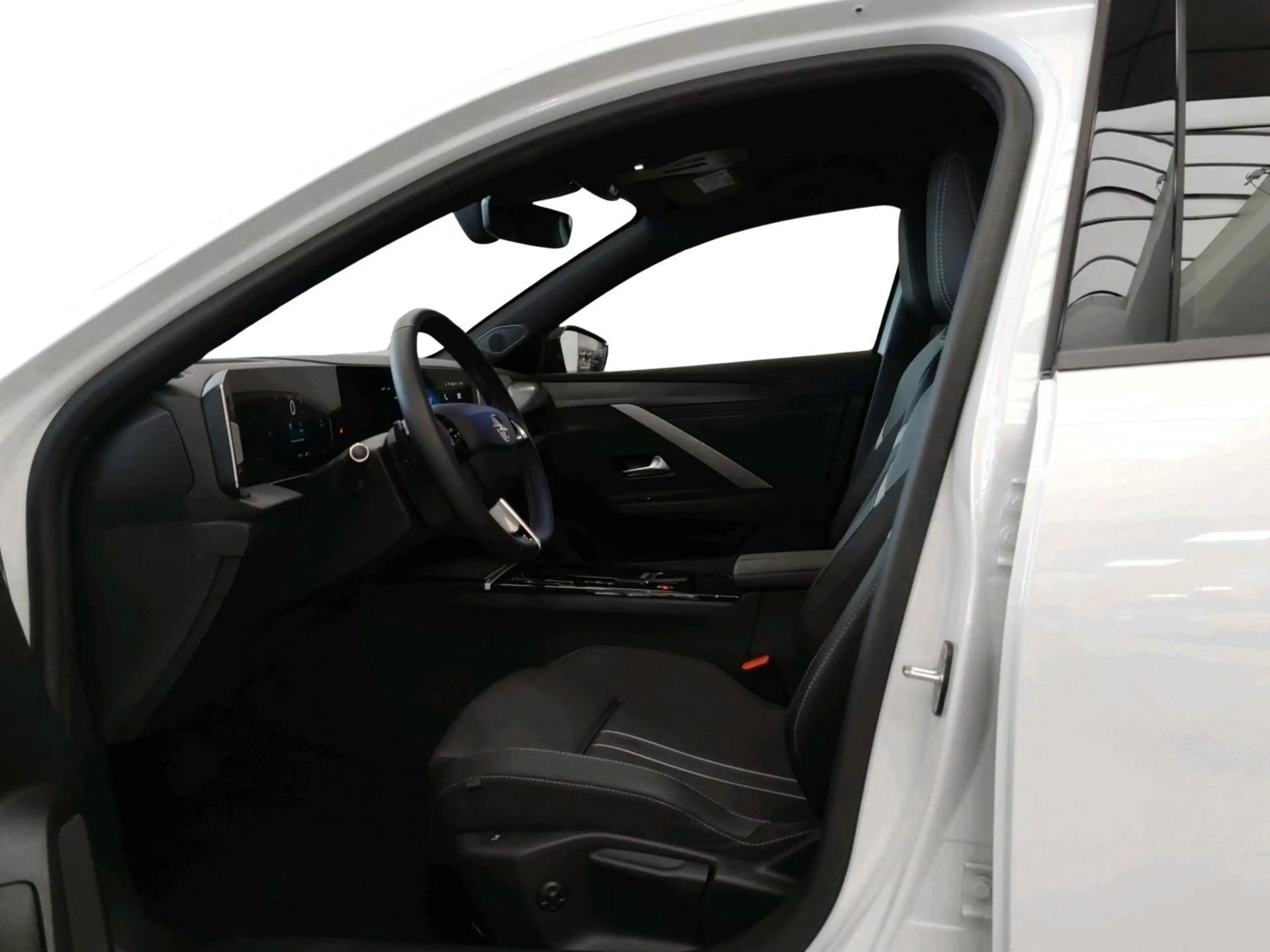 Opel Astra Astra GS 1.2 Turbo 131PS Autom. Allwetter — photo 7