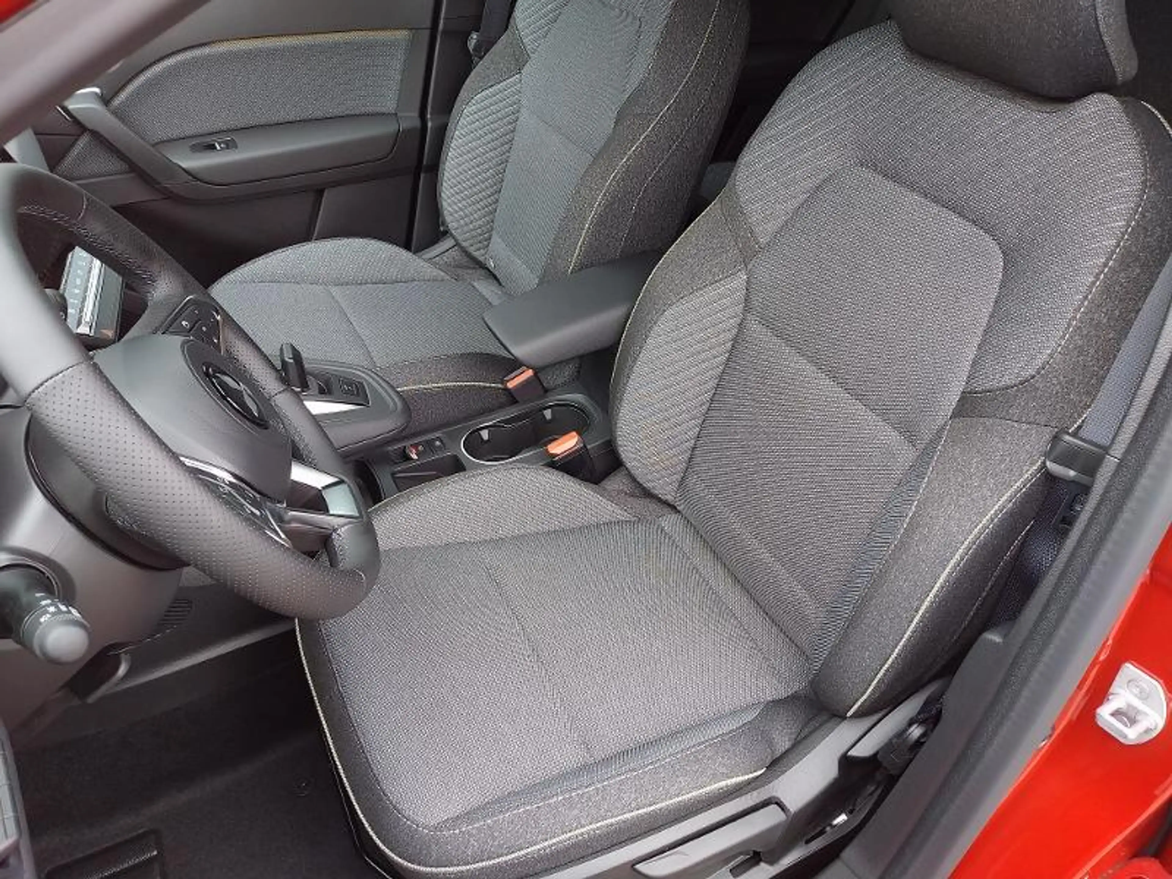 Mitsubishi Grandis Intro Edition 1.8 Hybrid — photo 10