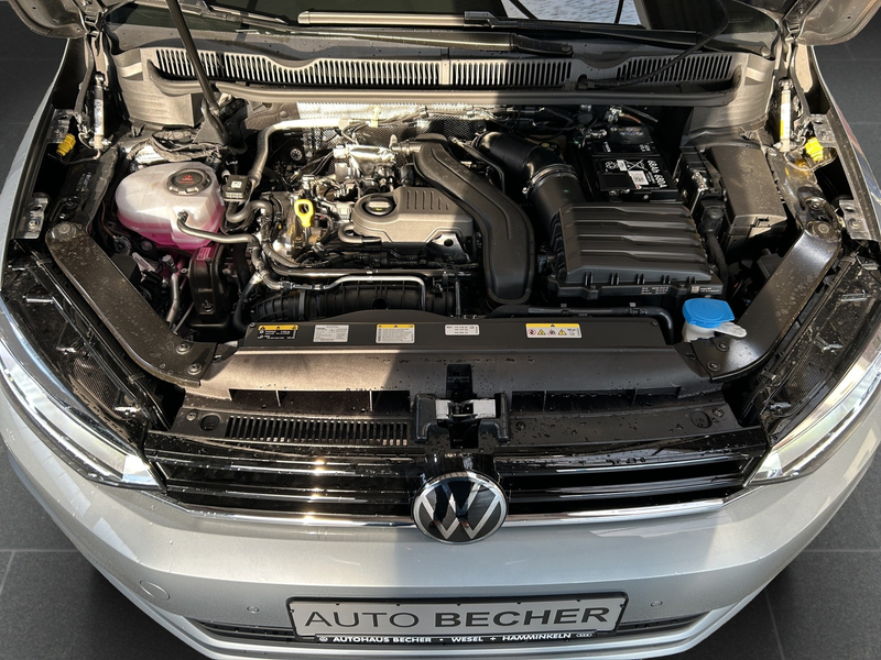 Volkswagen Touran Highline 1.5 TSI DSG /AHK/7-Sitzer — photo 18
