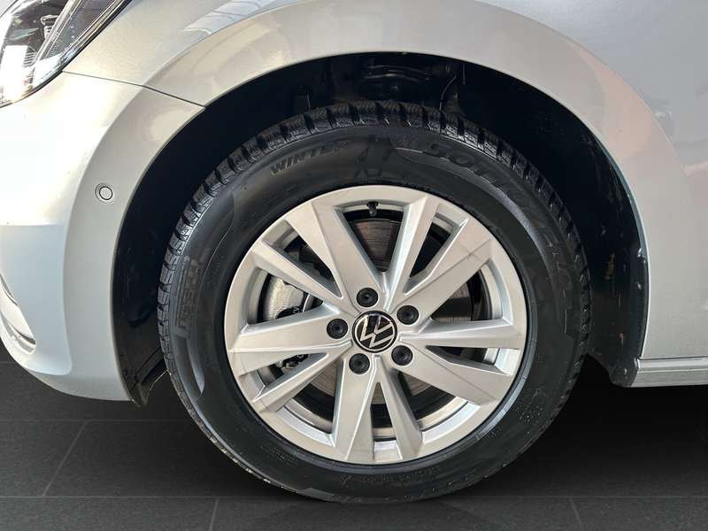 Volkswagen Touran Highline 1.5 TSI DSG /AHK/7-Sitzer — photo 17