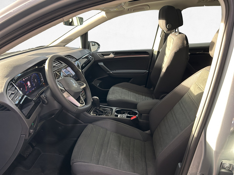 Volkswagen Touran Highline 1.5 TSI DSG /AHK/7-Sitzer — photo 8