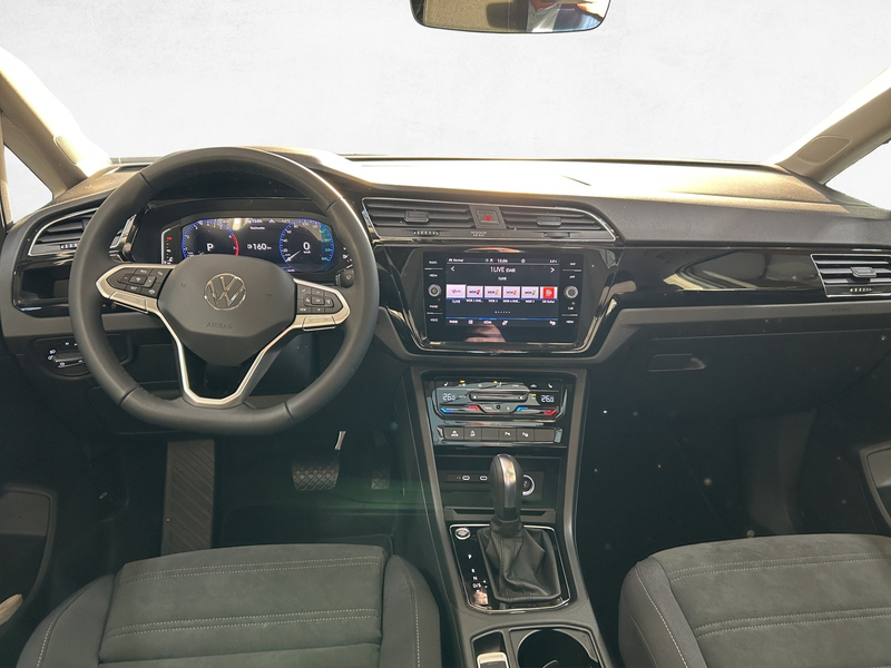 Volkswagen Touran Highline 1.5 TSI DSG /AHK/7-Sitzer — photo 11