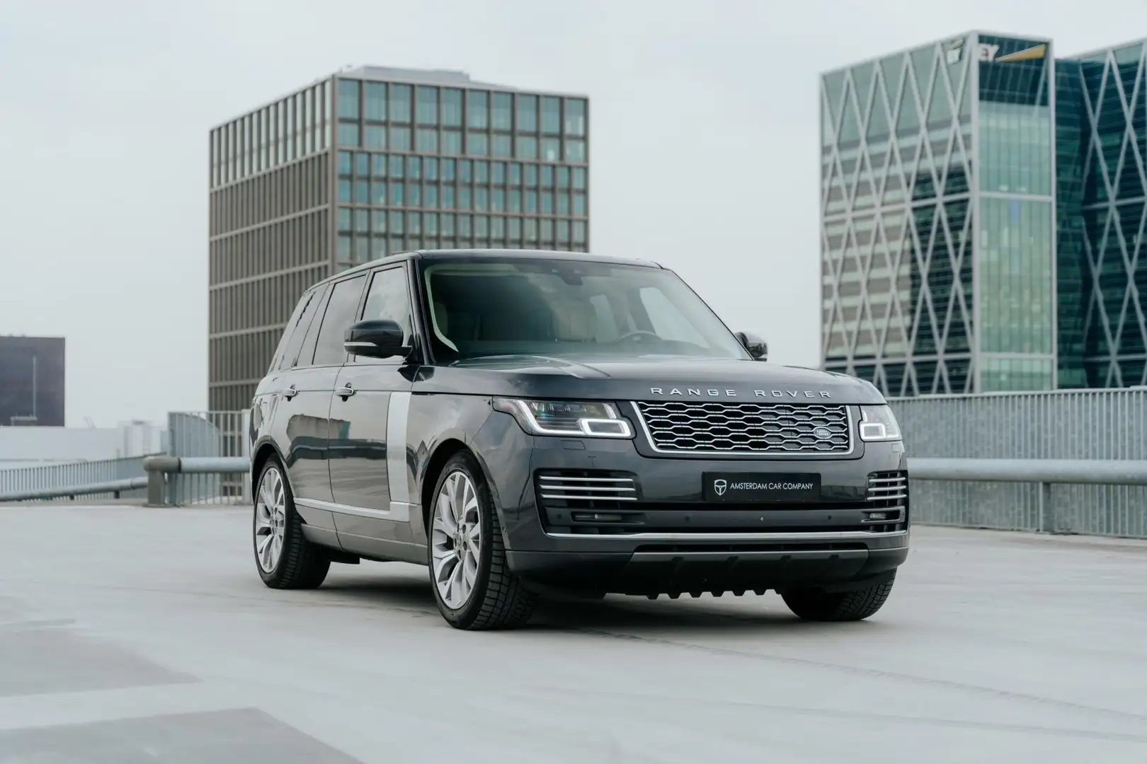 Land Rover Range Rover 2.0 P400e Autobiography dealer oh. Schwarz - 2