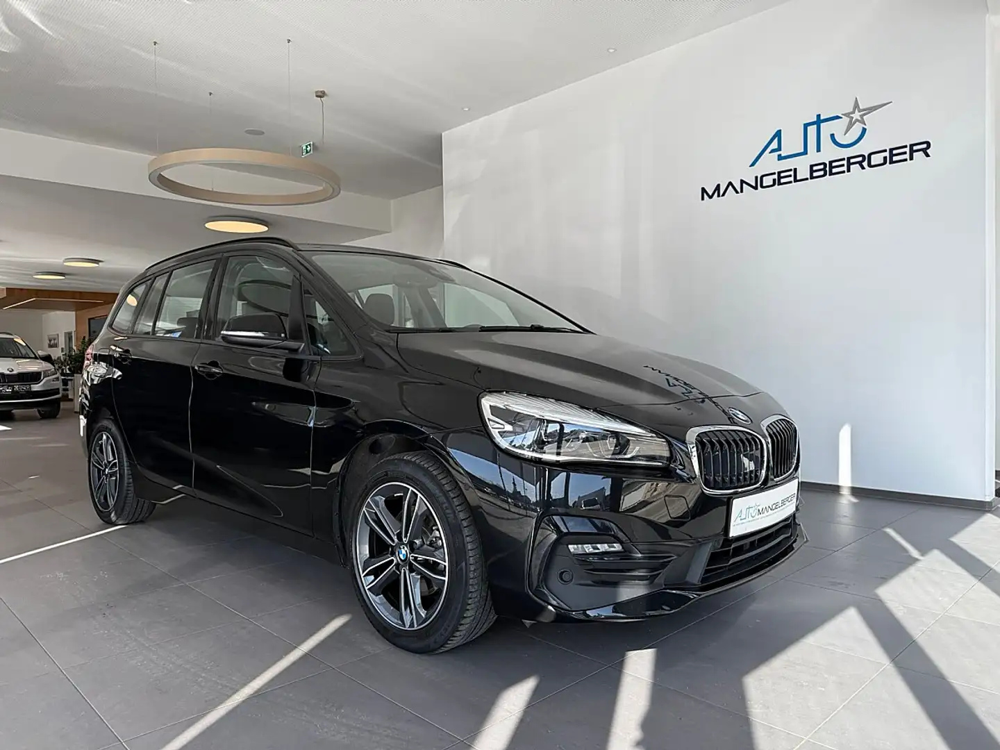 BMW 216 i Gran Tourer  SPORT LINE Schwarz - 1