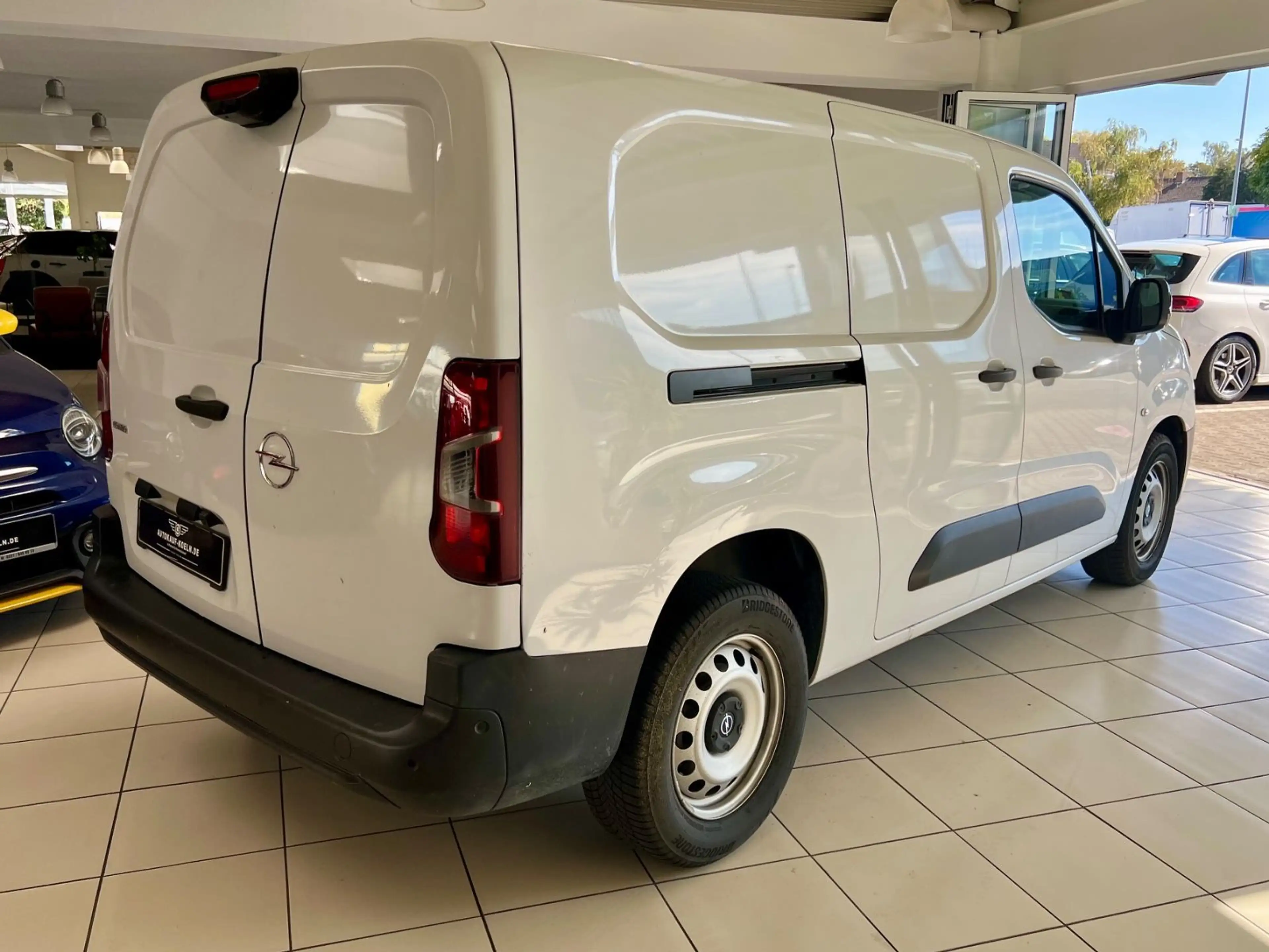 Opel Combo Cargo 1,5D erhöhte Nutzlast XL/Kamera/Navi — photo 11