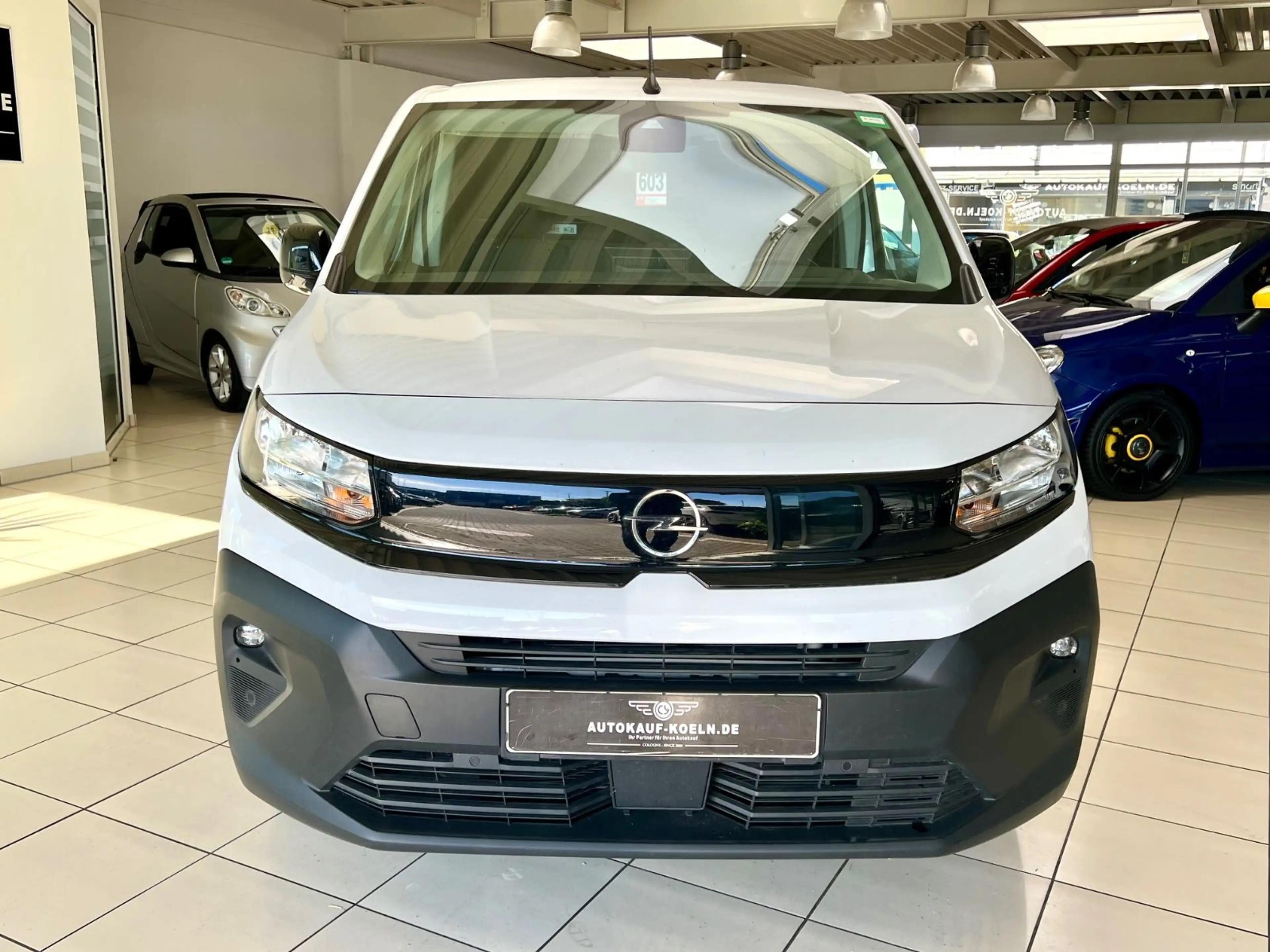 Opel Combo Cargo 1,5D erhöhte Nutzlast XL/Kamera/Navi — photo 4