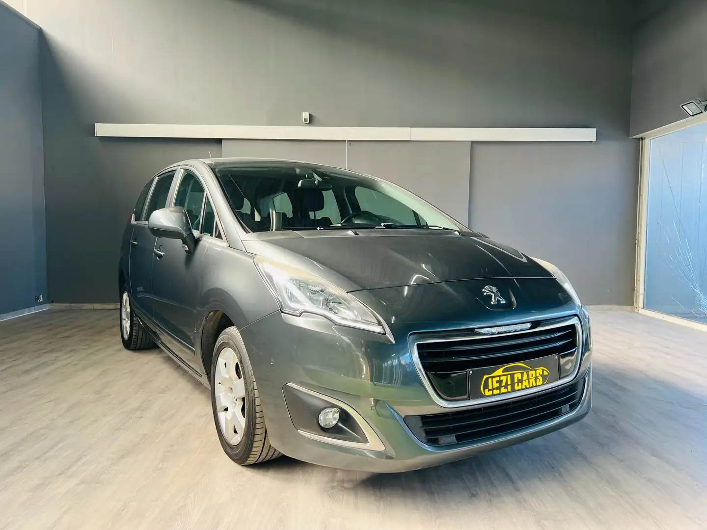 Peugeot 5008 1.6|1 jaar garantie|Cruisecntrl|Airco|Navi|Blueth Gris - 1