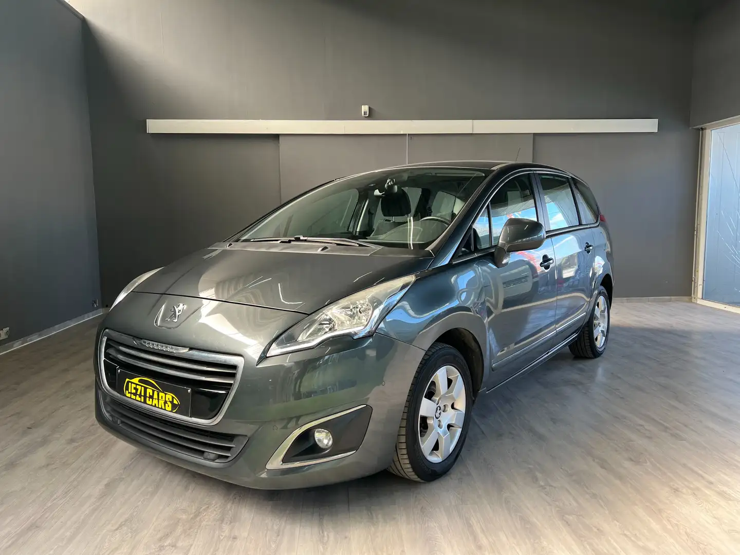 Peugeot 5008 1.6|1 jaar garantie|Cruisecntrl|Airco|Navi|Blueth Gris - 2