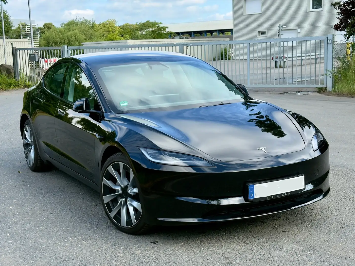Tesla Model 3 Model 3 Langstreckenbatt. Allradantrieb Dual Motor Black - 2