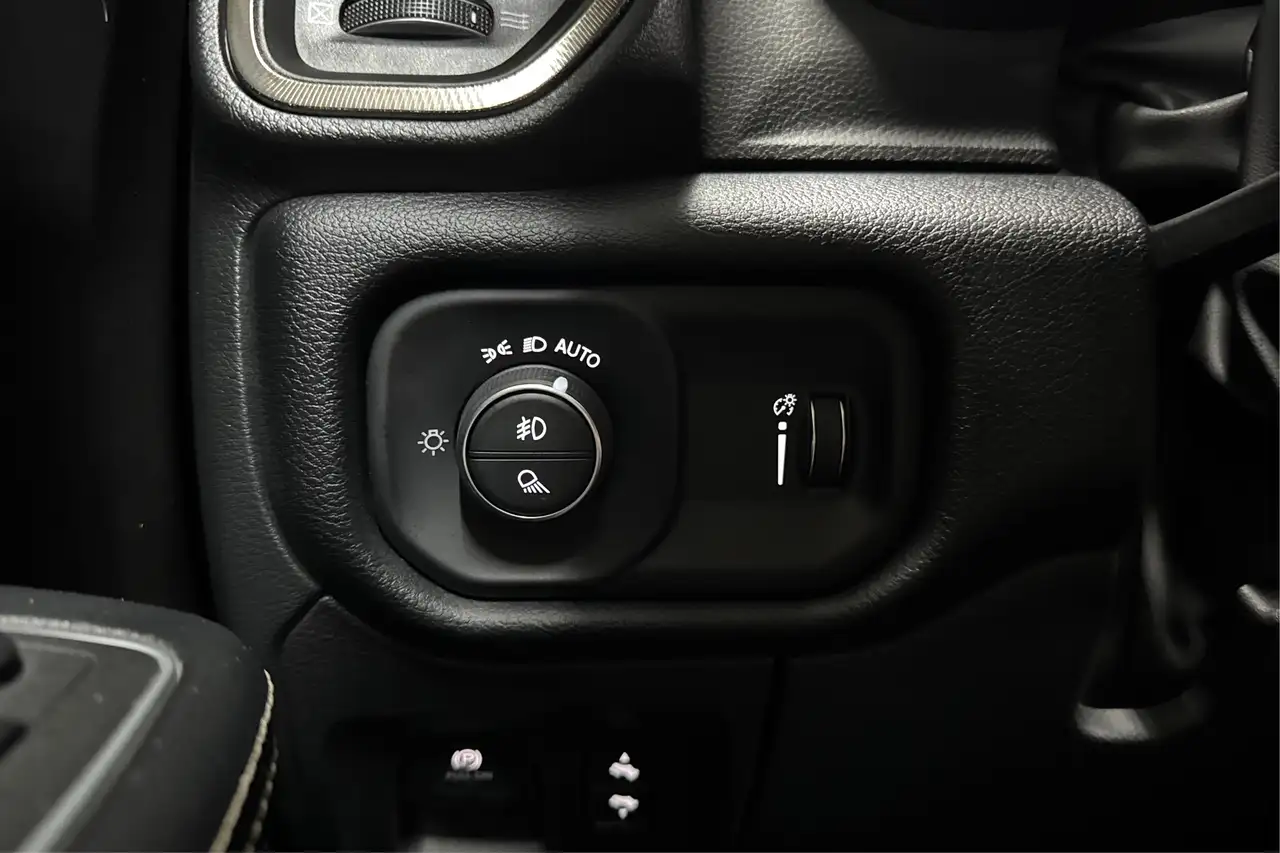 RAM 1500 photo RAM 1500