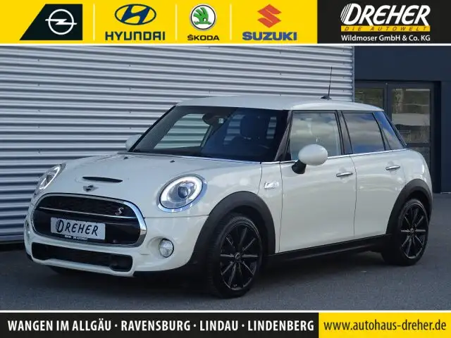 Mini Cooper S / CHILI + WIRED Paket / Leder / NAVI ! Navi/Autom./Klima/Park Assist./Sitzhzg./MF Lenkrad/BC/eFH./NSW/Sportsitze vorn
