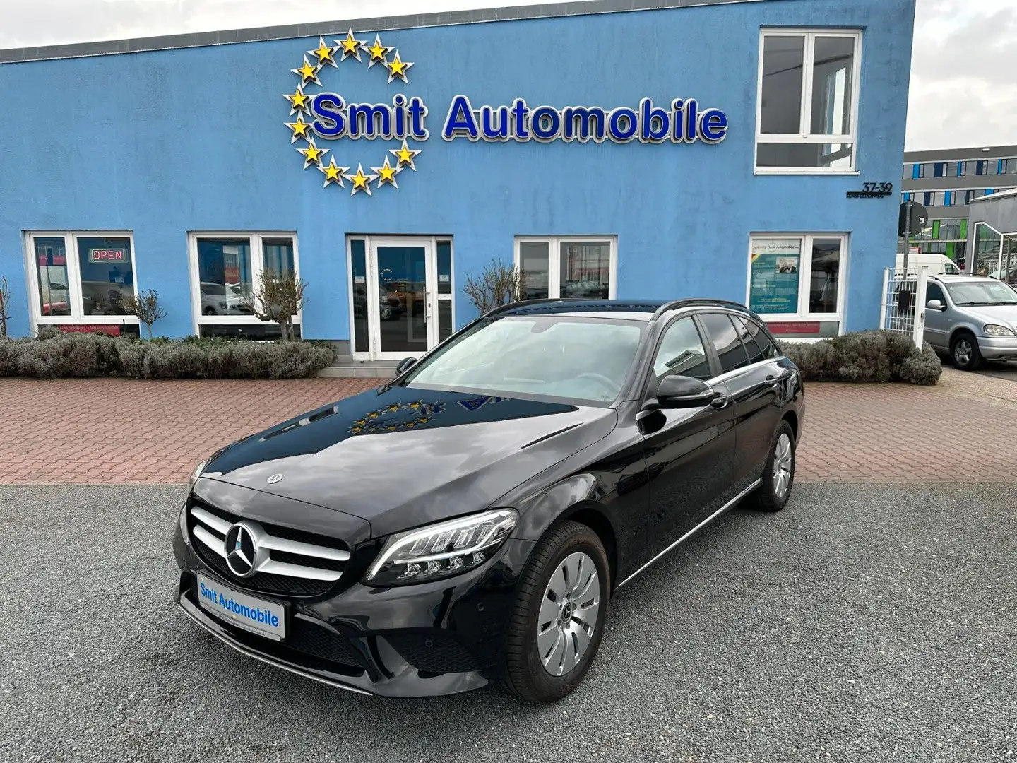 Mercedes-Benz C 220 d T-Modell 9G-Tronic Business Automatik Schwarz - 1