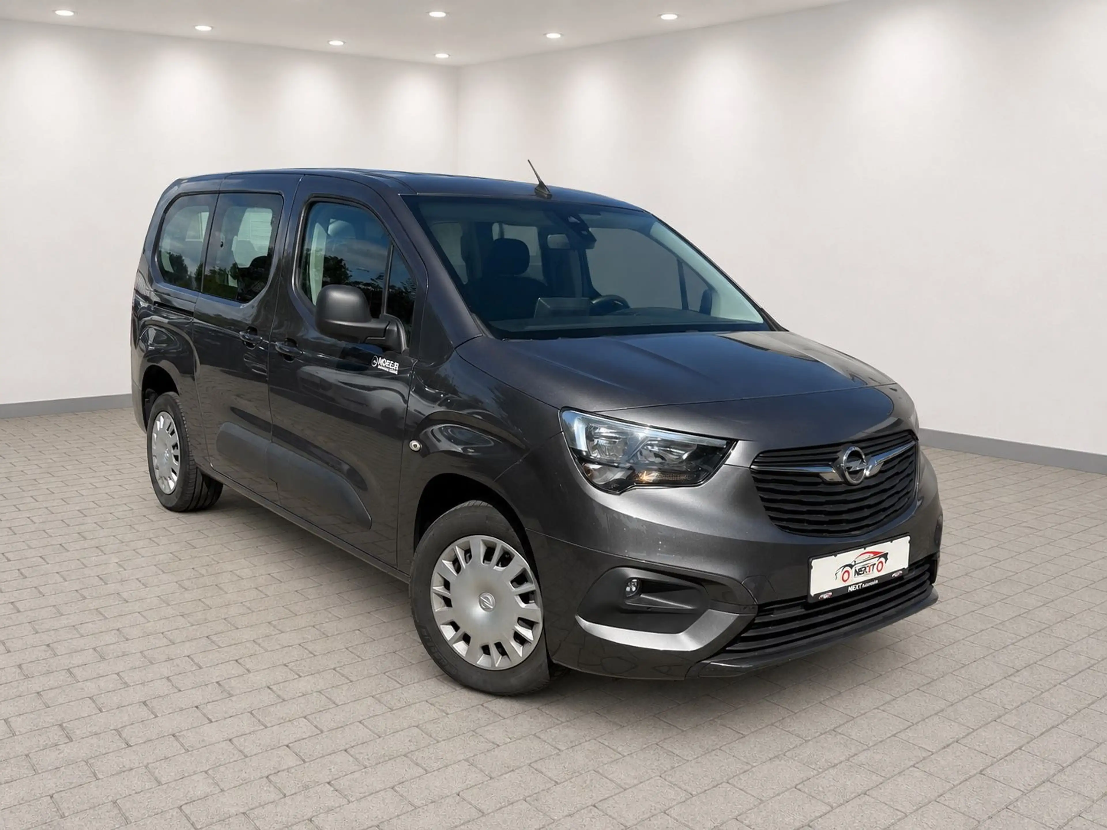 Opel Combo Life E Edition*SZH*7SITZE — photo 3