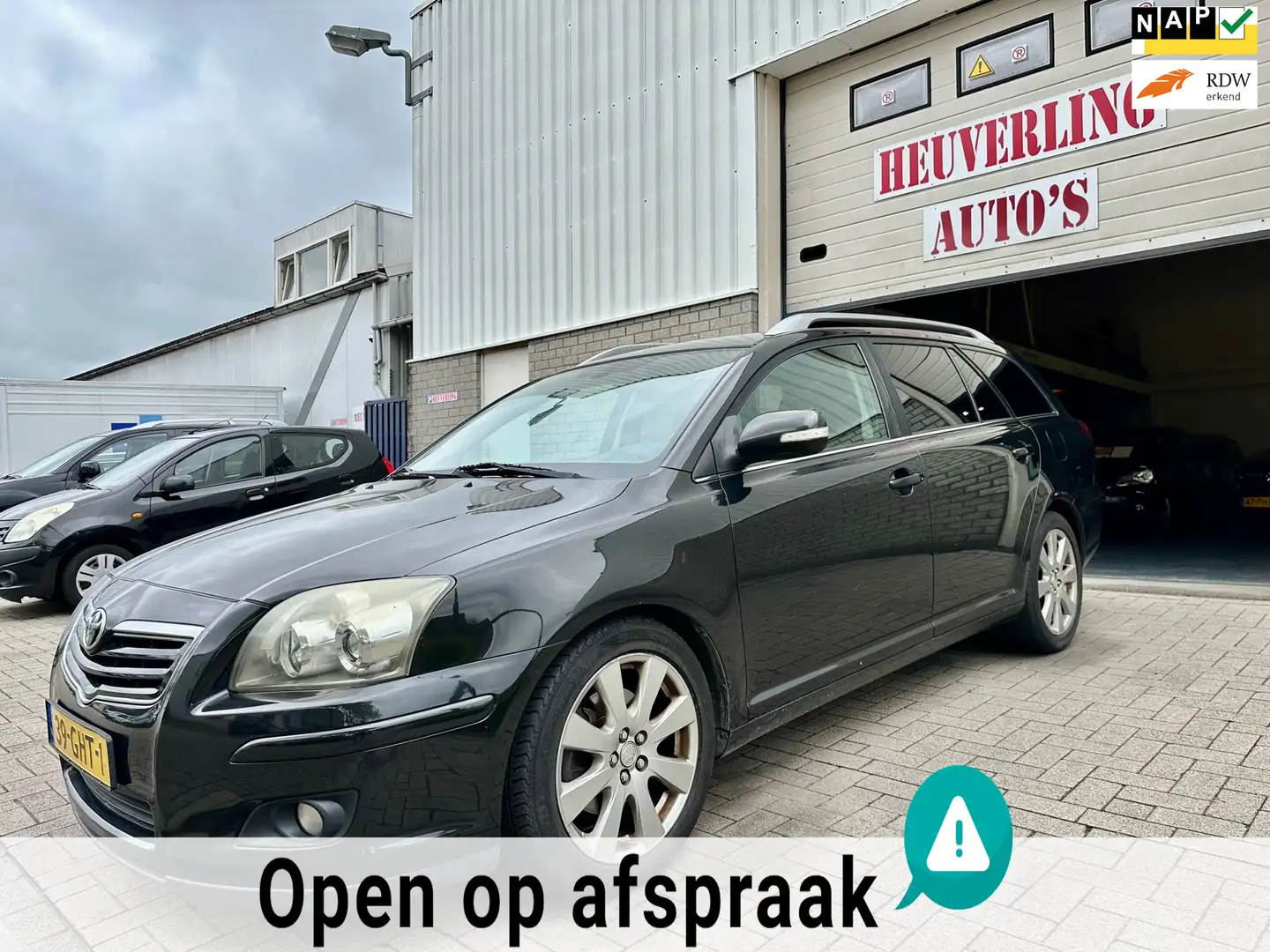Toyota Avensis Wagon 2.0 VVTi Luna Business | Cruise | Clima | Na Zwart - 1