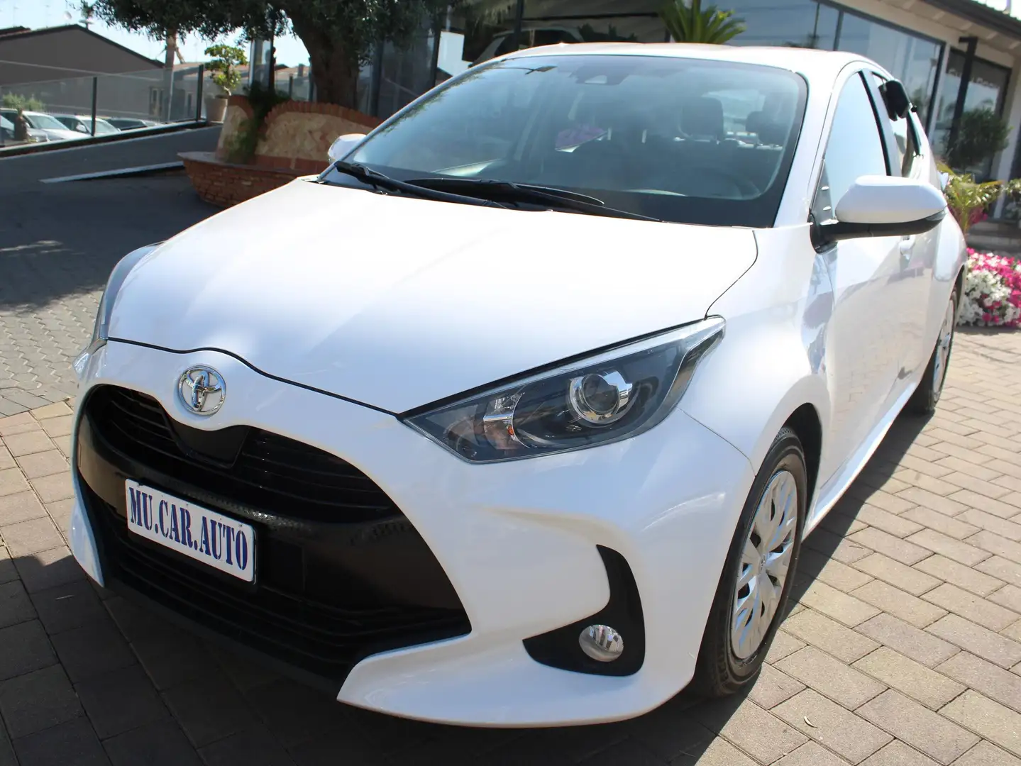 Toyota Yaris Yaris IV  1.0 Trend Bianco - 1