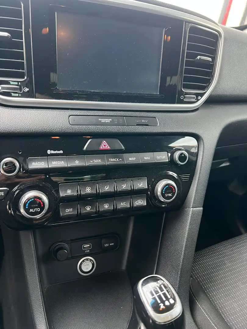 Kia Sportage Sportage IV 2018 1.6 ecogpl Energy 2wd 126cv Grau - 2