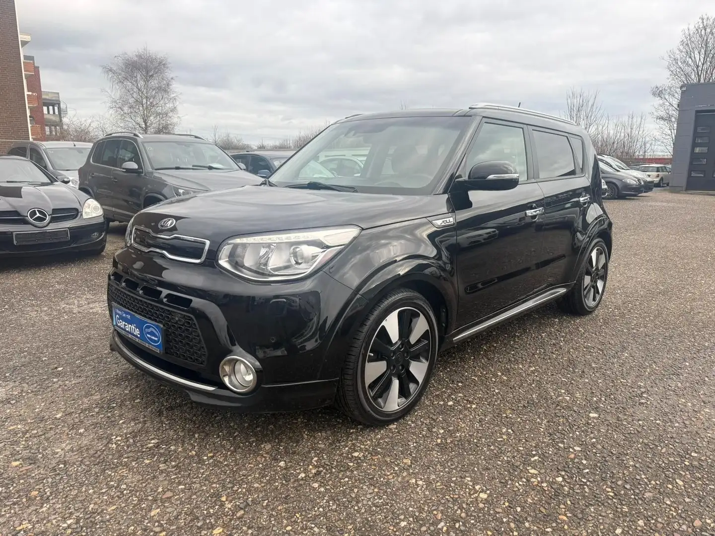 Kia Soul 1.6 Diesel/Leder/PANO/Autom./Kamera/1.Hd/ Schwarz - 2