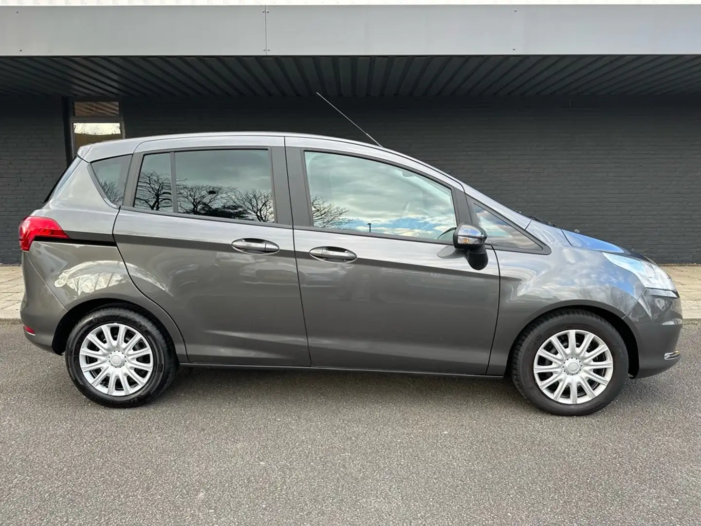 Ford B-Max 1.0 EcoBoost Style Grijs - 2