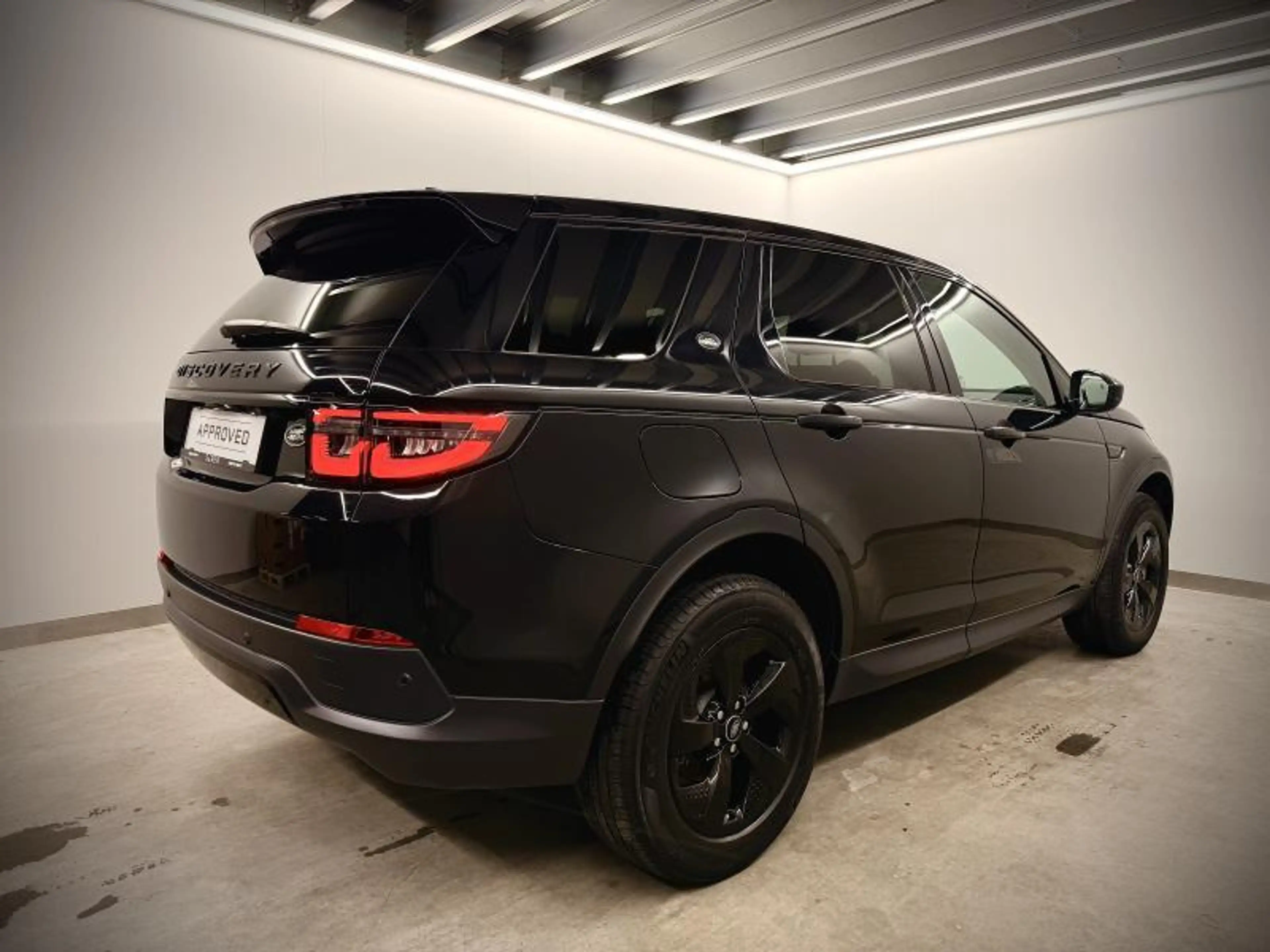 Land Rover Discovery Sport D165 S AWD Auto. 23MY — photo 4