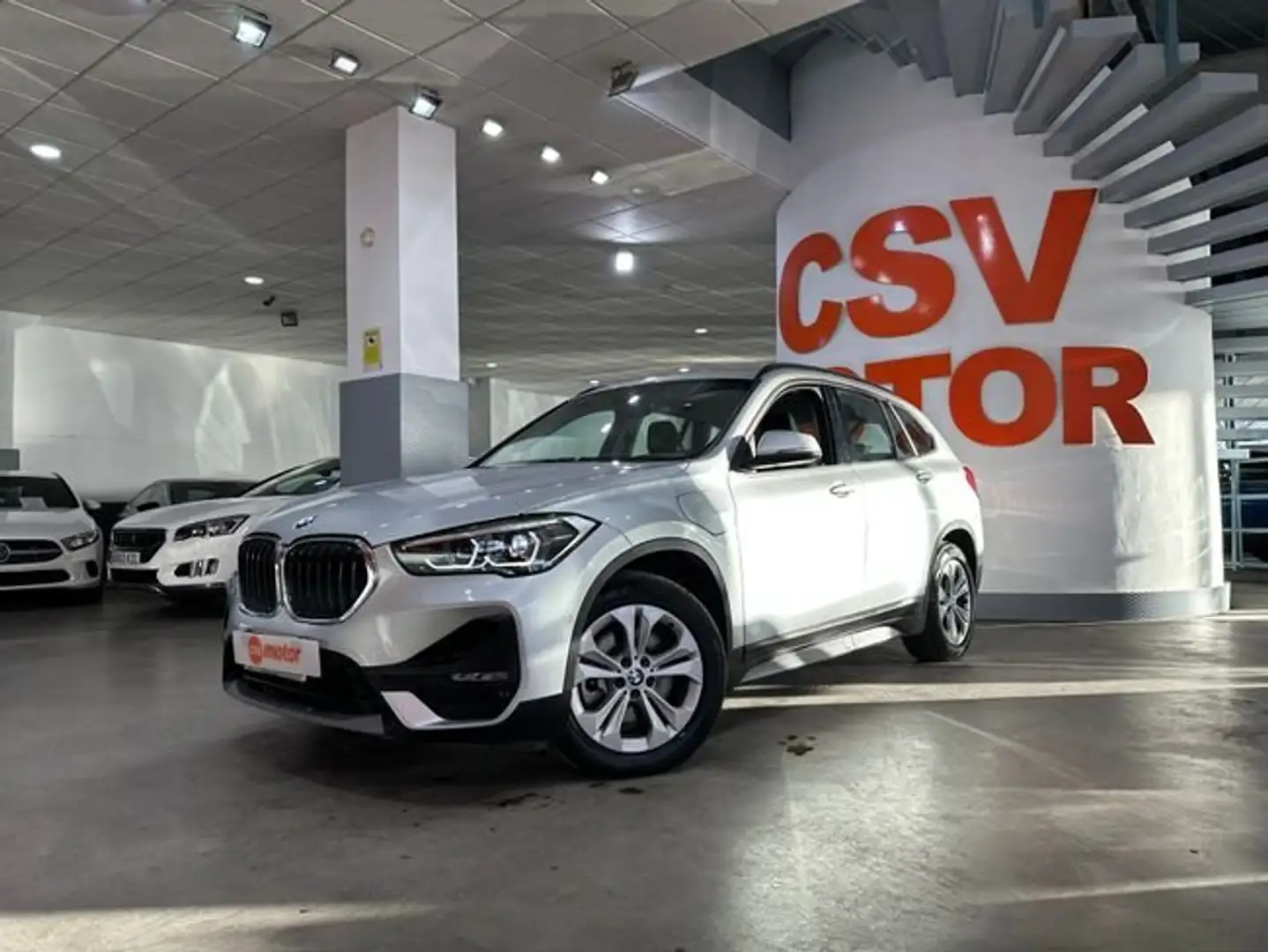BMW X1 xDrive25eA Gris - 2