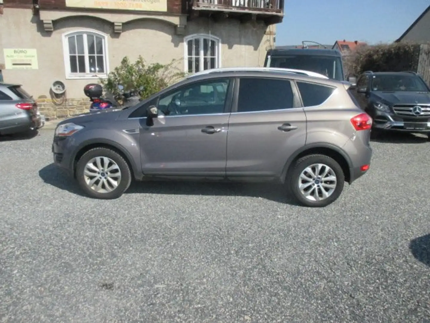 Ford Kuga Titanium Braun - 2