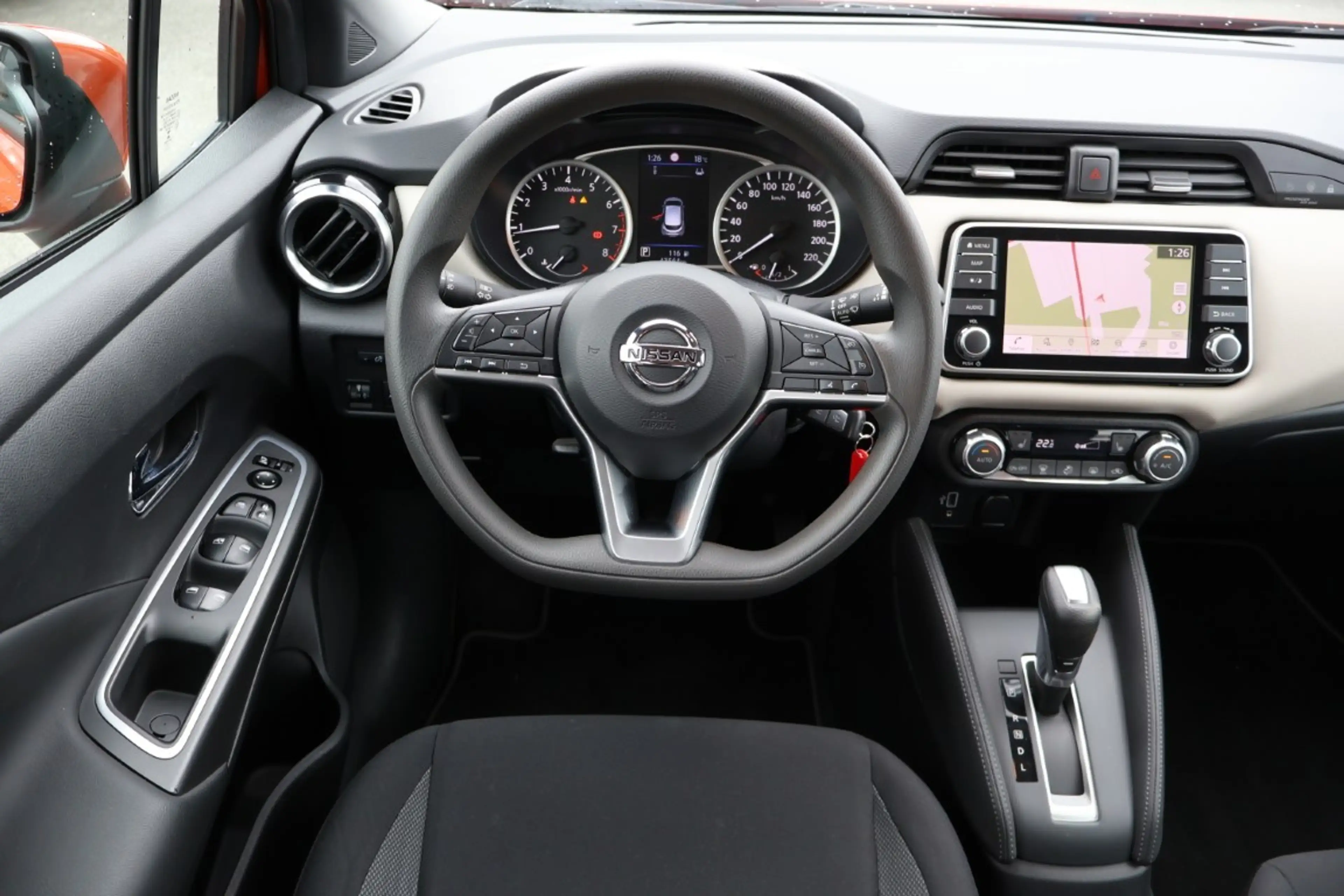 Nissan Micra N-Way Navi Android Apple Sitzheizung PDC — photo 15