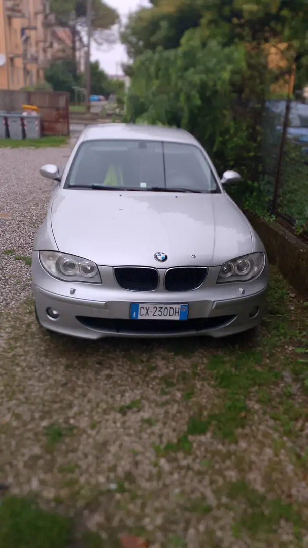 BMW 120 120d - 2