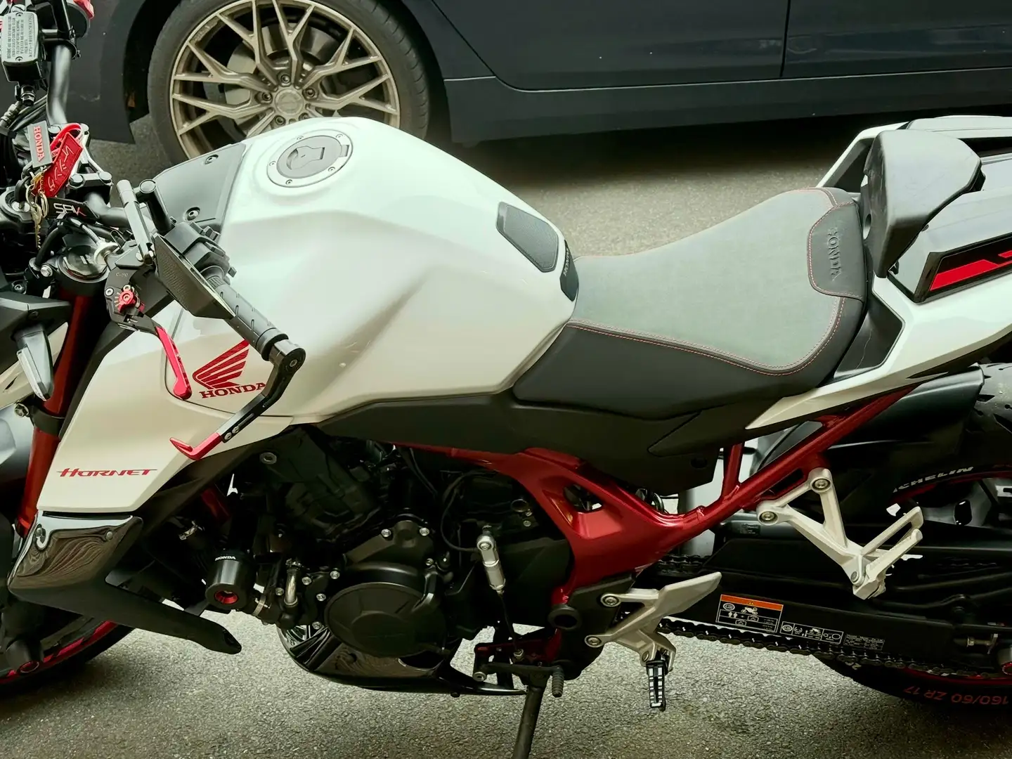 Honda Hornet CB 750 Blanc - 2