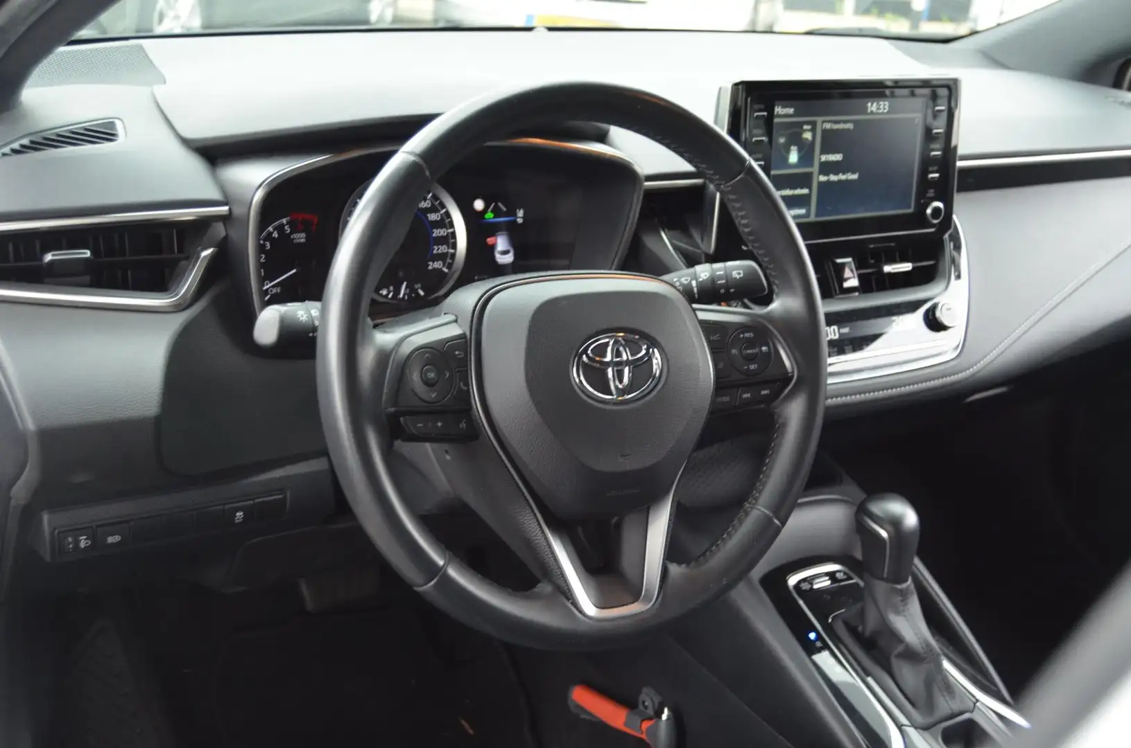 Toyota Corolla Touring Sports 1.8 Hybrid Active| CARPLAY-NAVI| LM Grijs - 2