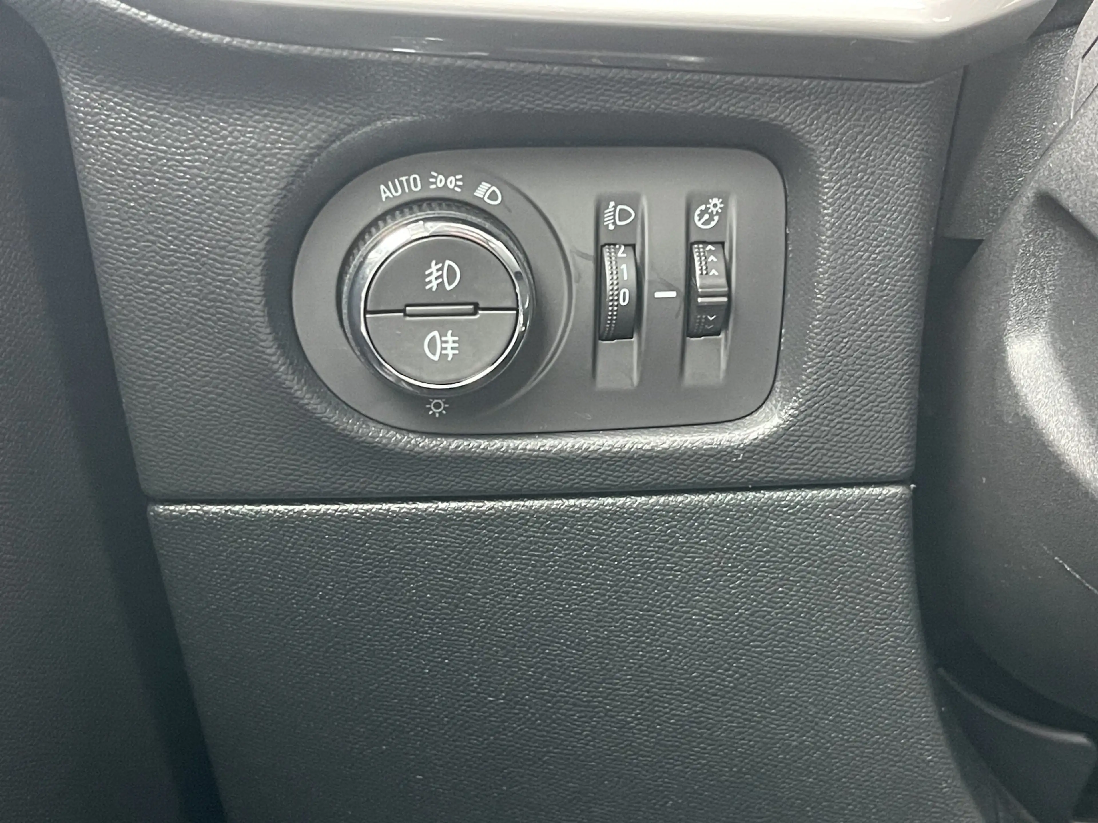 Opel Mokka 1.2 Turbo Elegance Kamera+LED+LM+DAB — photo 21