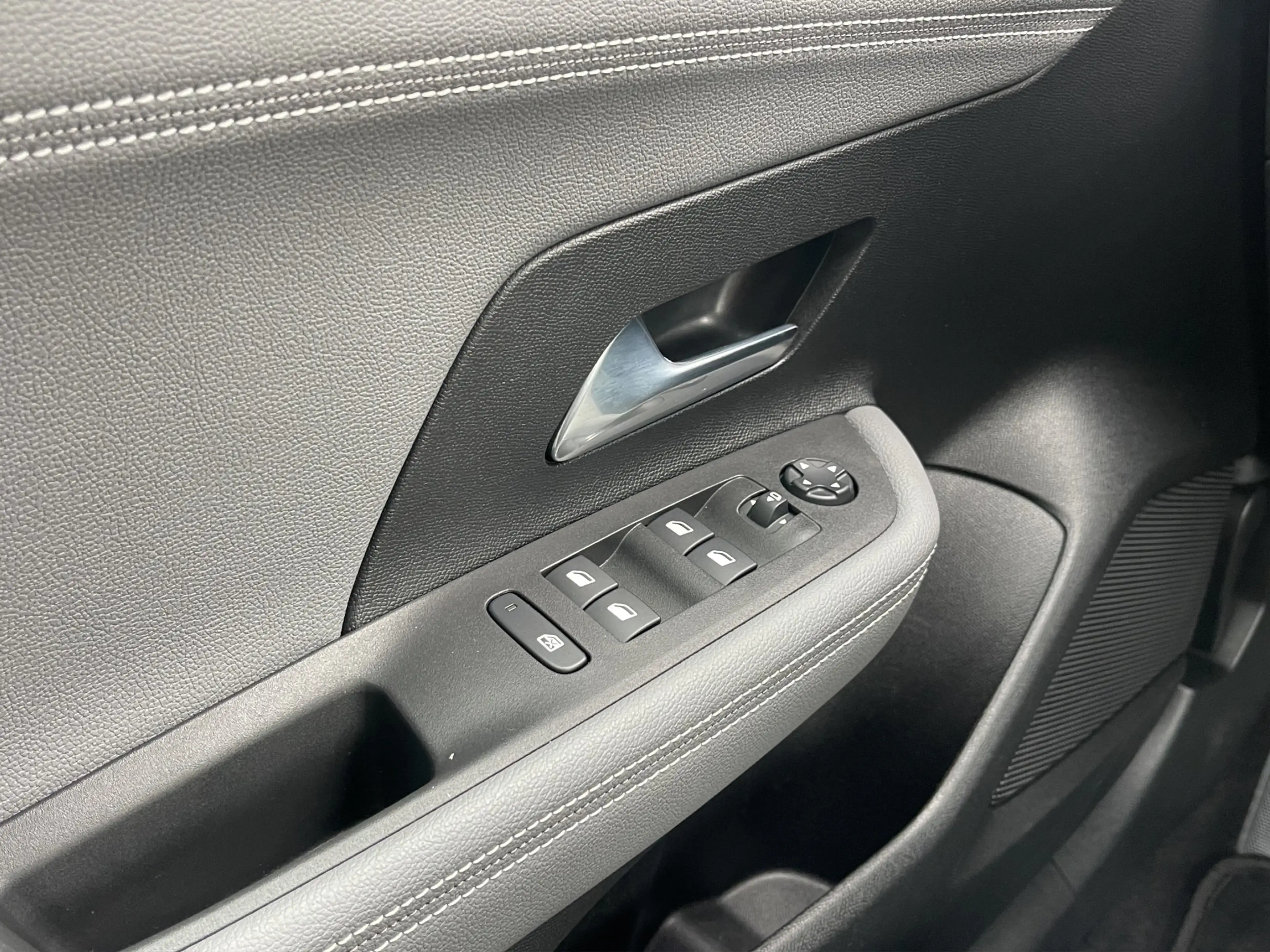 Opel Mokka 1.2 Turbo Elegance Kamera+LED+LM+DAB — photo 20