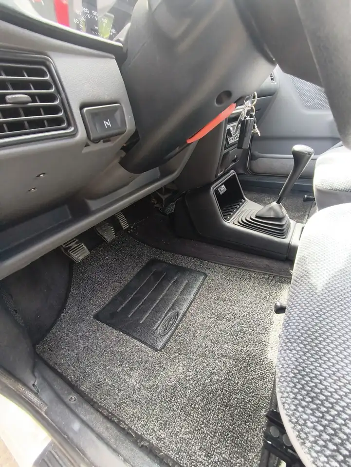 Ford Escort 5p 1.3 Ghia, foto 6