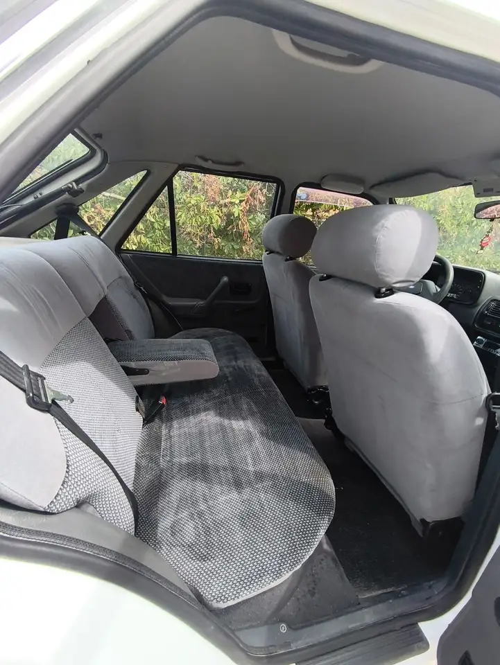 Ford Escort 5p 1.3 Ghia, foto 8