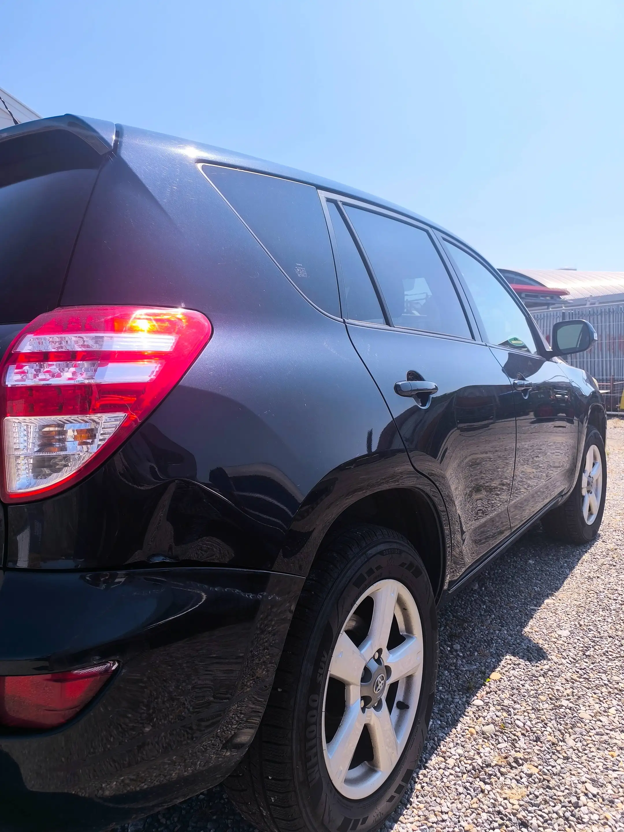 Toyota RAV 4 Life — photo 3