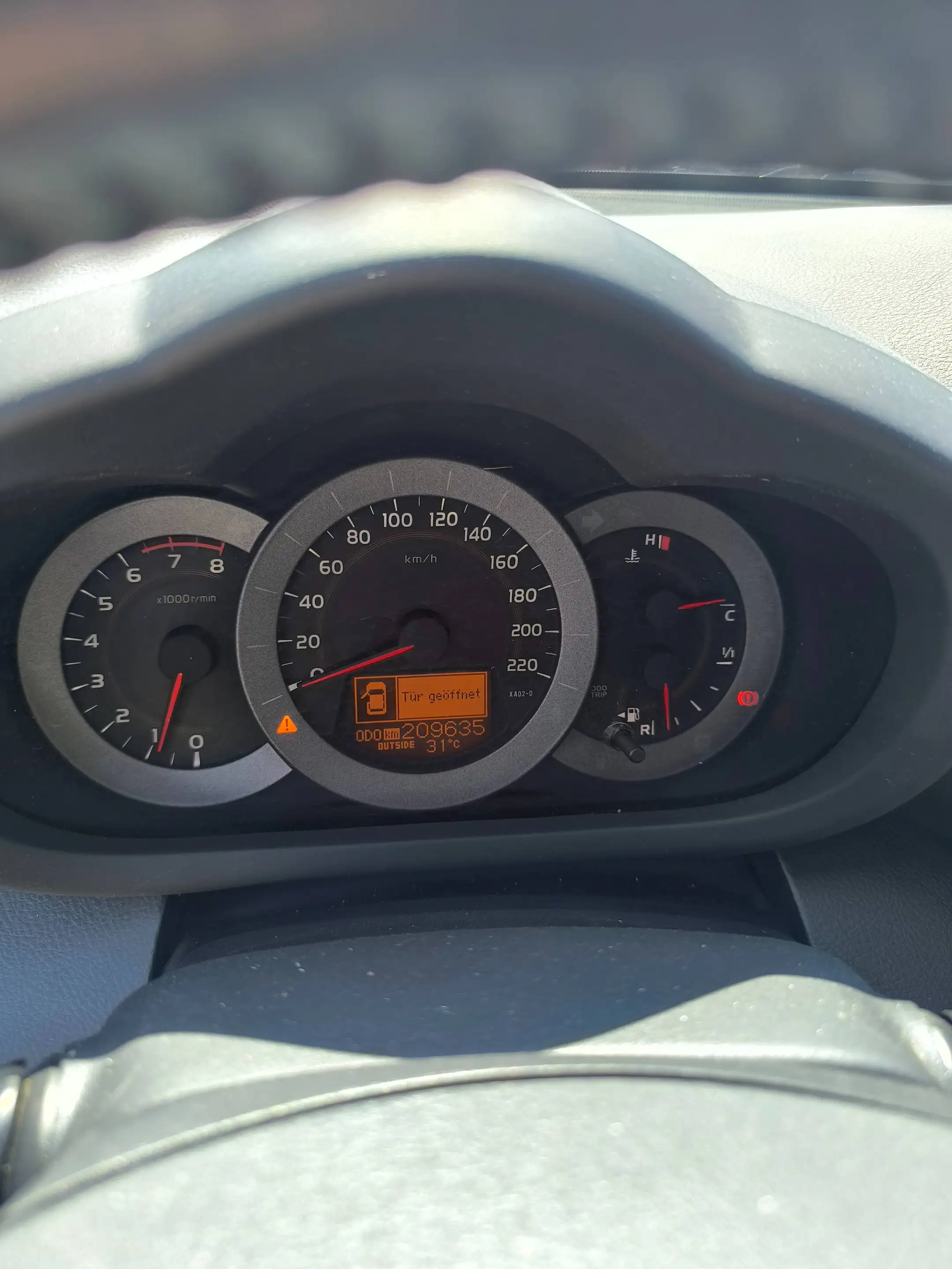 Toyota RAV 4 Life — photo 9
