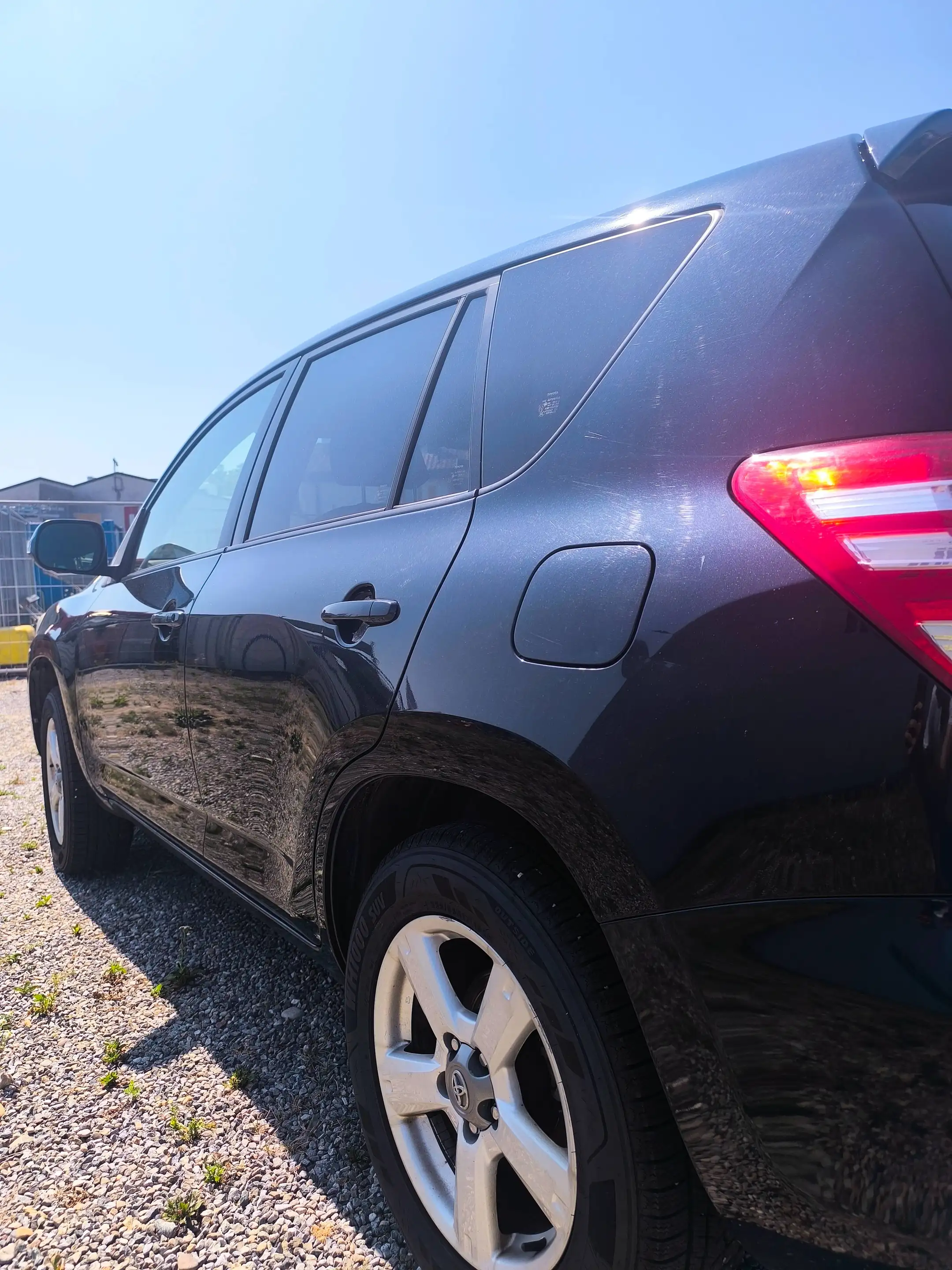 Toyota RAV 4 Life — photo 4